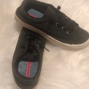 rock and candy pert sneaker